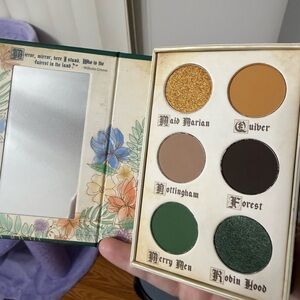 Storybook Cosmetics Maid Marian & Forest Green Eyeshadow Palette